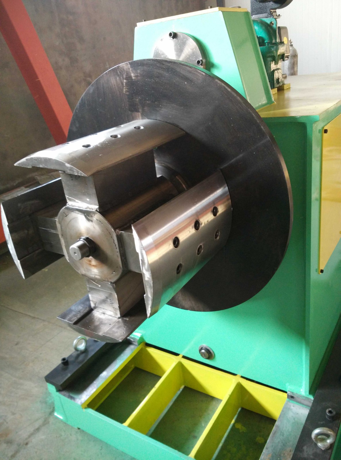 冷板對夾膨脹上料架